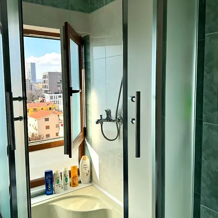 Skyview Oasis Premium Tirana