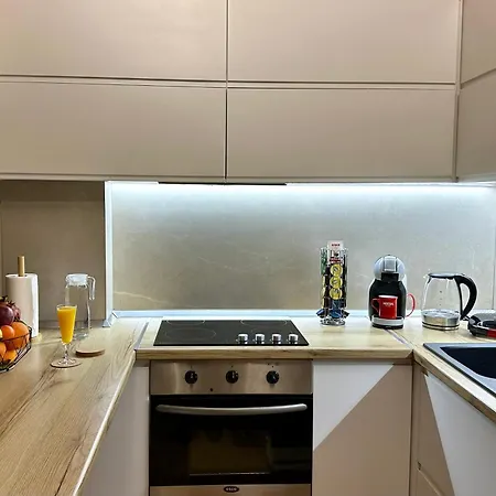 Skyview Oasis Premium Apartment