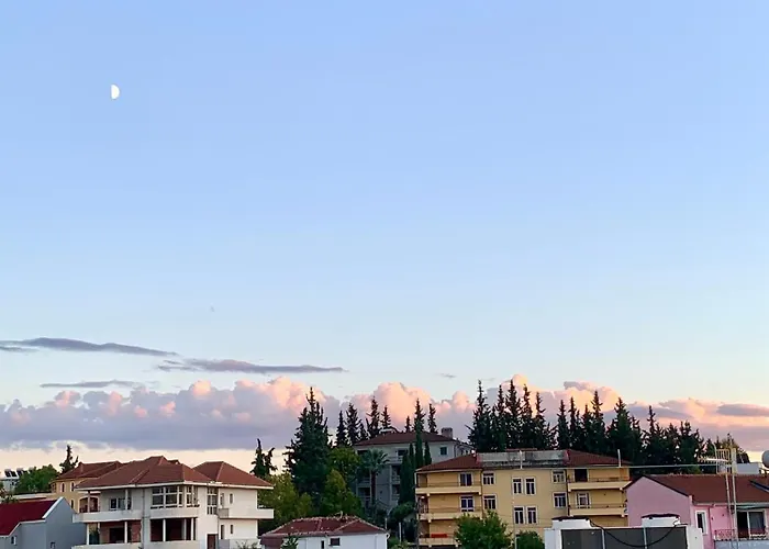 Skyview Oasis Premium 公寓 *